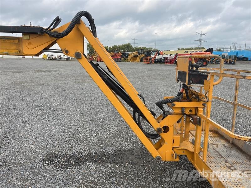 Haulotte HA18PXNT 4WD Diesel Articulating Boom Lift Zglobne dvižne ploščadi