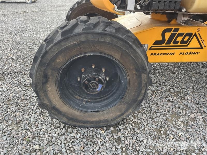 Haulotte HA18PXNT 4WD Diesel Articulating Boom Lift Zglobne dvižne ploščadi