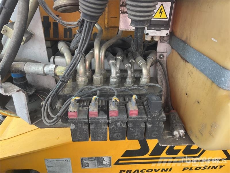 Haulotte HA18PXNT 4WD Diesel Articulating Boom Lift Zglobne dvižne ploščadi