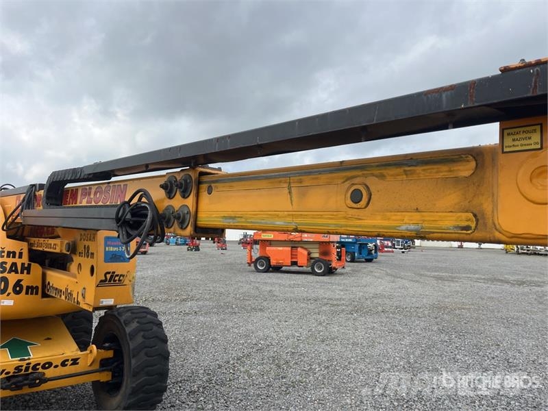 Haulotte HA18PXNT 4WD Diesel Articulating Boom Lift Zglobne dvižne ploščadi