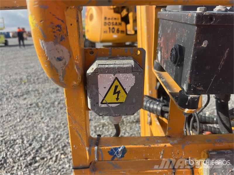 Haulotte HA18PXNT 4WD Diesel Articulating Boom Lift Zglobne dvižne ploščadi