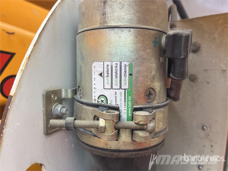 Haulotte HA18PXNT 4WD Diesel Articulating Boom Lift Zglobne dvižne ploščadi