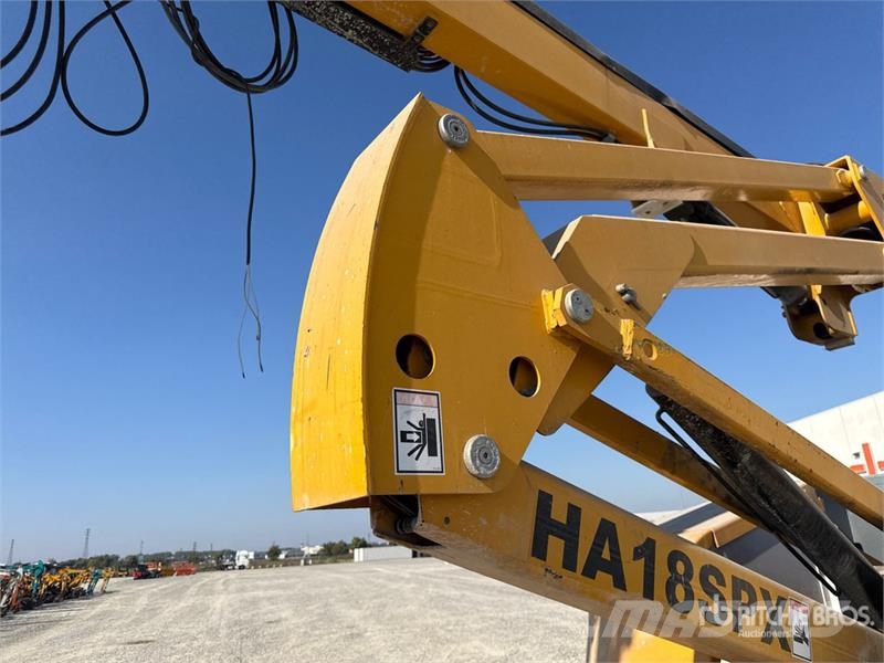 Haulotte HA18SPX Articulating Boom Lift Bomlifte med knækarm