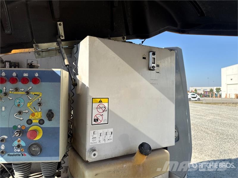 Haulotte HA18SPX Articulating Boom Lift Bomlifte med knækarm
