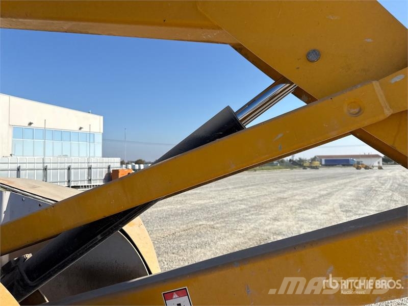 Haulotte HA18SPX Articulating Boom Lift Bomlifte med knækarm