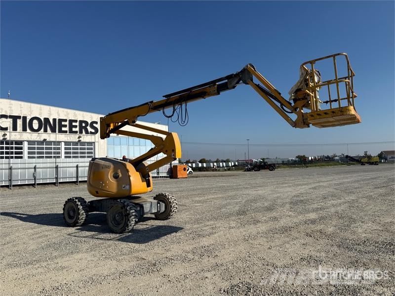 Haulotte HA18SPX Articulating Boom Lift Bomlifte med knækarm