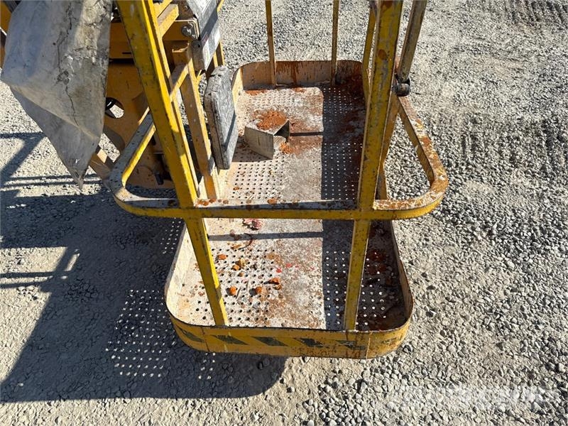 Haulotte HA18SPX Articulating Boom Lift Bomlifte med knækarm