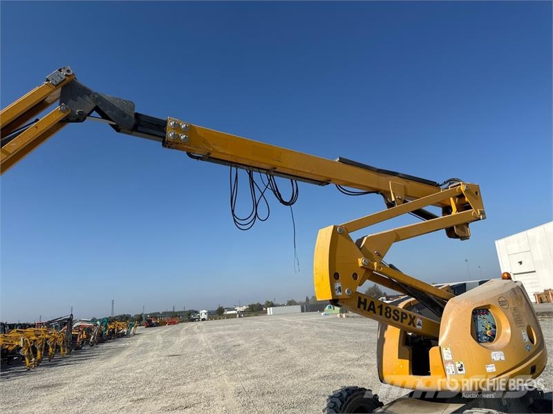 Haulotte HA18SPX Articulating Boom Lift Bomlifte med knækarm