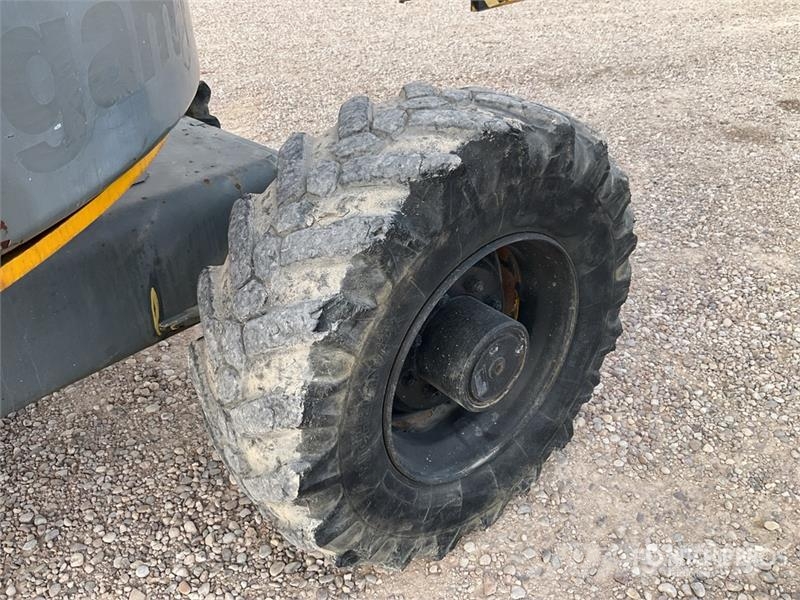 Haulotte HA20 PX 4WD Diesel Articulating Boom Lift Kĺbové plošiny