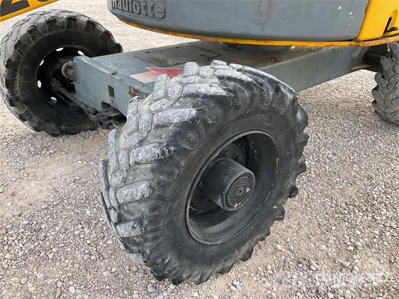 Haulotte HA20 PX 4WD Diesel Articulating Boom Lift Kĺbové plošiny