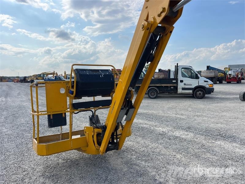 Haulotte HA20 RTJ PRO Diesel Articulating Boom Lift Nacelles articulées