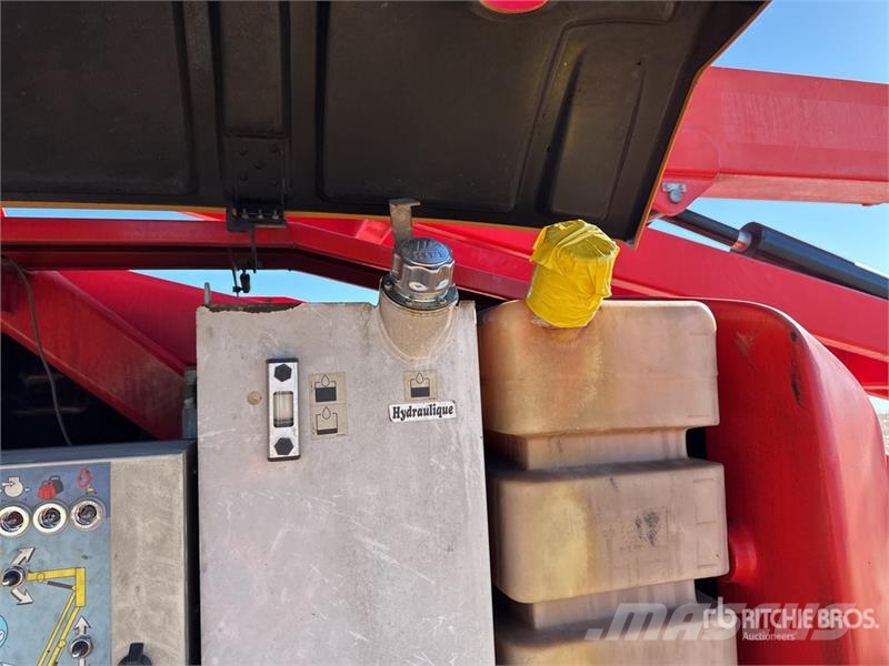 Haulotte HA20PX 4WD Diesel Diesel Nacelle Articulee Articul رافعات سلة مفصلية