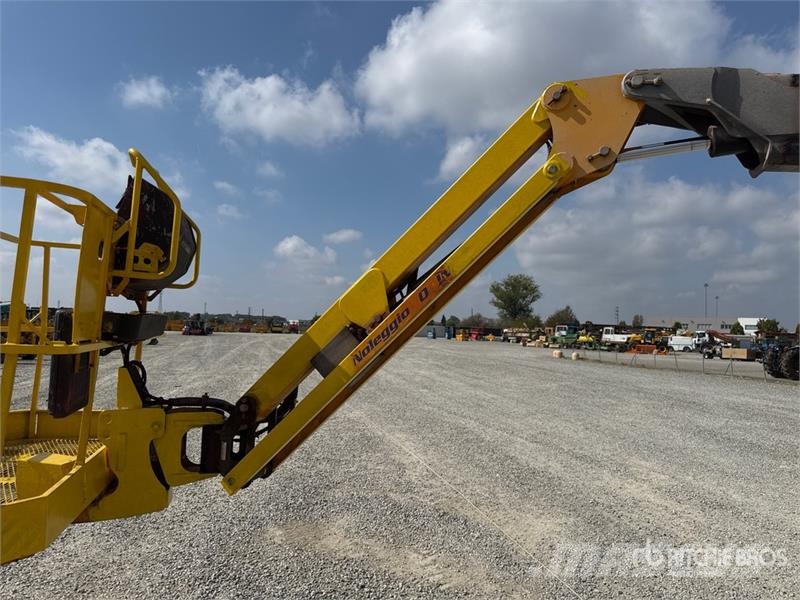Haulotte HA20RTJ Articulating Boom Lift Gelenkteleskoparbeitsbühnen