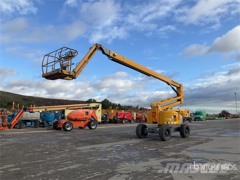 Haulotte HA260PX 4WD Diesel Articulating Boom Lift Articulated boom lifts