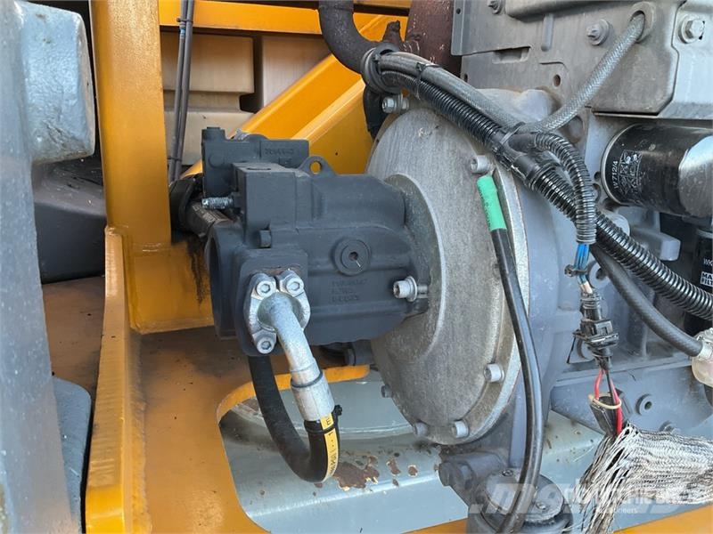 Haulotte HA260PX 4WD Diesel Articulating Boom Lift Knikarmhoogwerkers