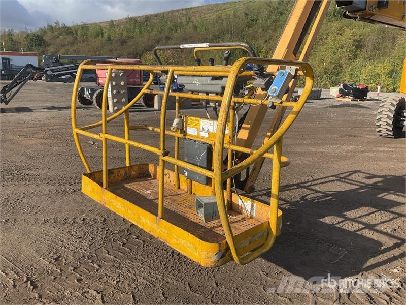Haulotte HA260PX 4WD Diesel Articulating Boom Lift Zglobne podizne platforme
