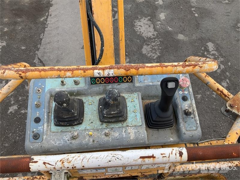 Haulotte HA260PX 4WD Diesel Articulating Boom Lift Articulated boom lifts