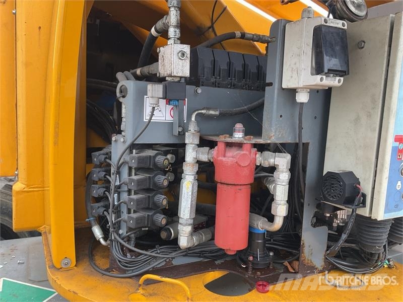 Haulotte HA260PX 4WD Diesel Articulating Boom Lift Gelenkteleskoparbeitsbühnen