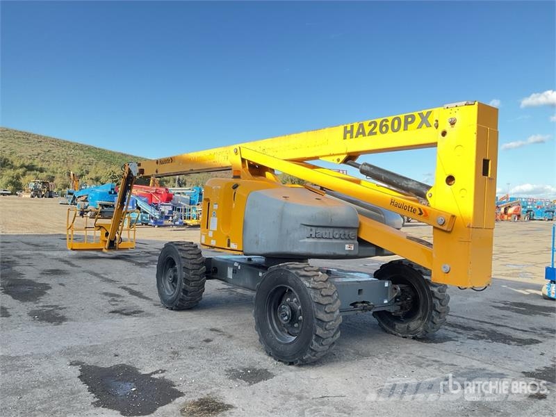 Haulotte HA260PX 4WD Diesel Articulating Boom Lift Knikarmhoogwerkers