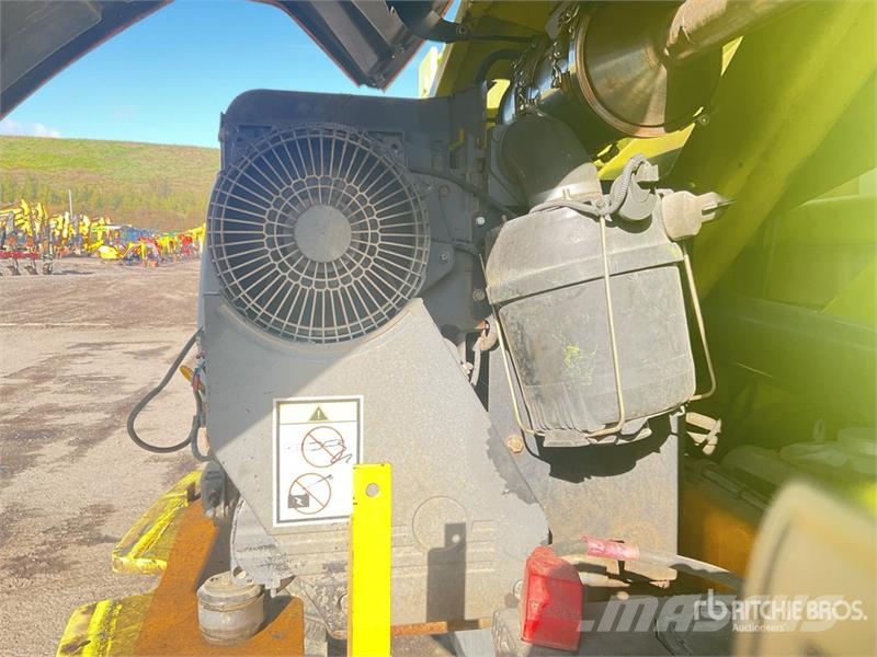 Haulotte HA260PX 4WD Diesel 4X4 Articulating Boom Lift Bomlifte med knækarm