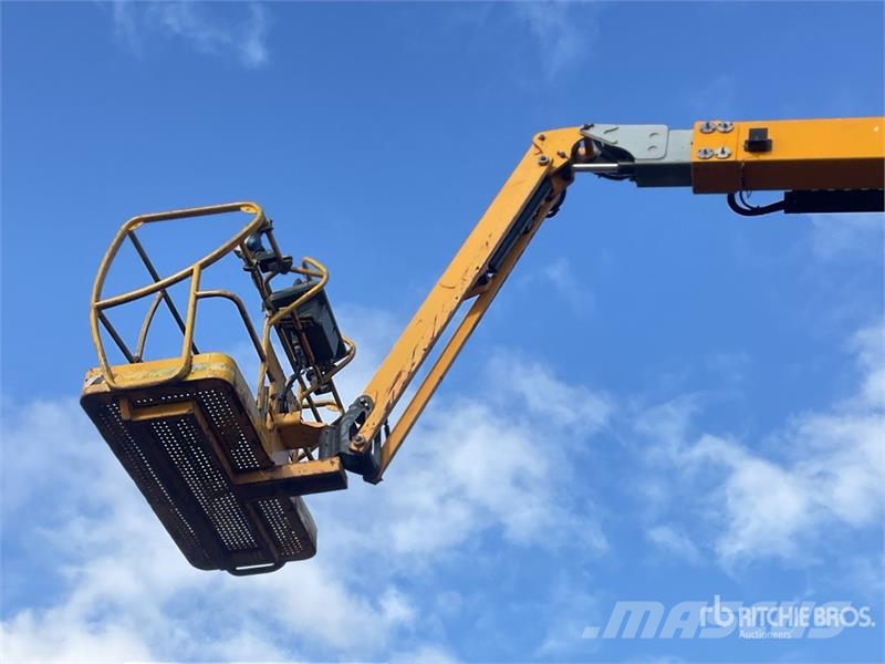 Haulotte HA260PX 4WD Diesel Articulating Boom Lift Zglobne podizne platforme