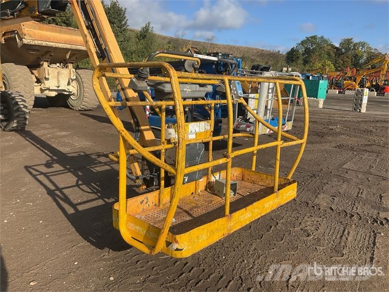 Haulotte HA260PX 4WD Diesel Articulating Boom Lift Zglobne podizne platforme