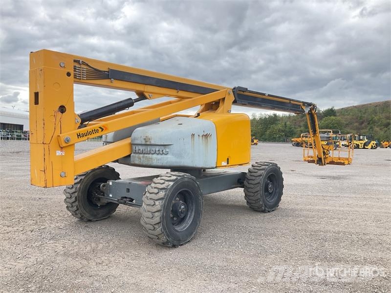 Haulotte HA260PX 4WD Diesel Articulating Boom Lift Gelenkteleskoparbeitsbühnen