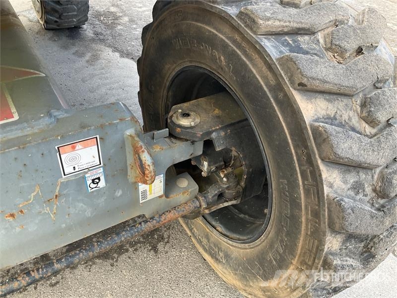 Haulotte HA260PX 4WD Diesel Articulating Boom Lift Articulated boom lifts