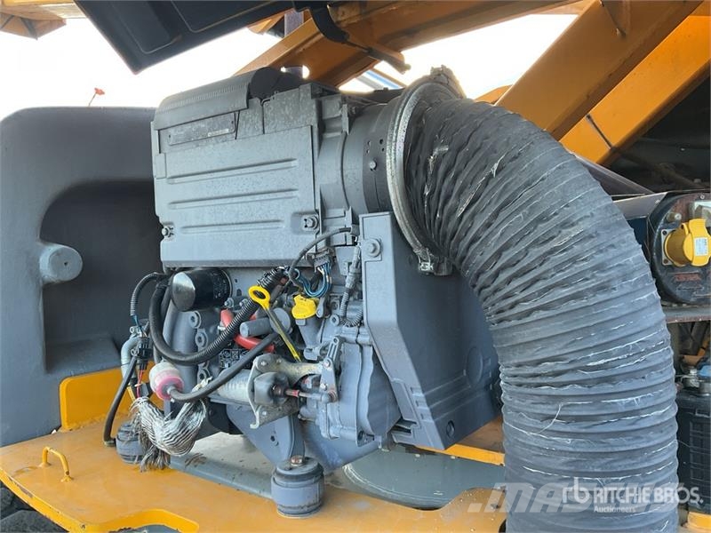 Haulotte HA260PX 4WD Diesel Articulating Boom Lift Knikarmhoogwerkers