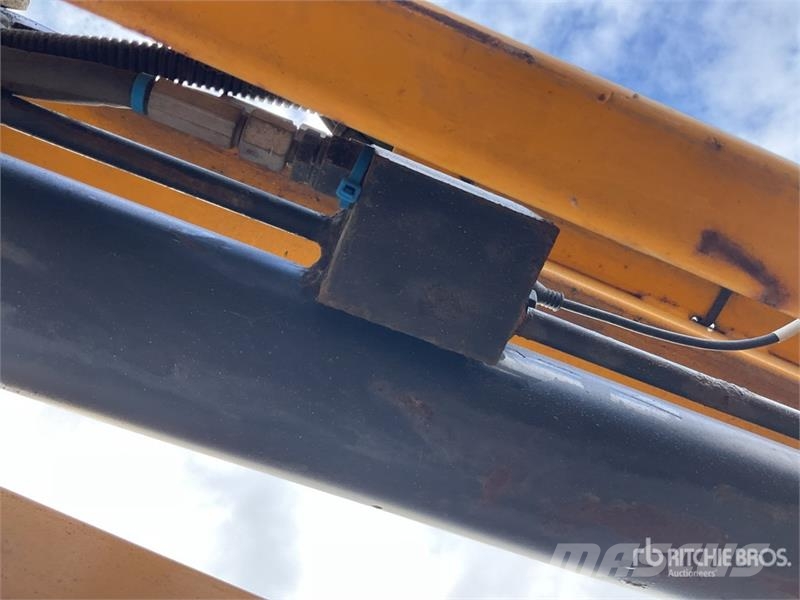 Haulotte HA260PX 4WD Diesel Articulating Boom Lift Articulated boom lifts