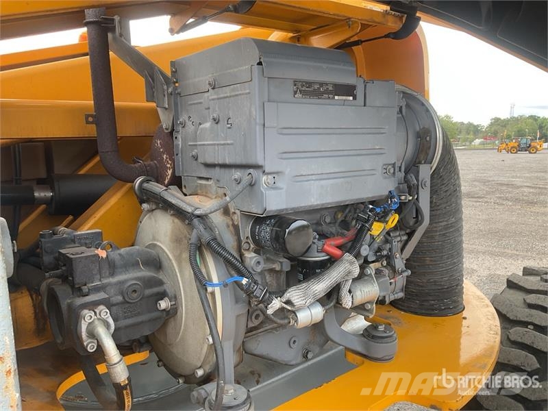 Haulotte HA260PX 4WD Diesel Articulating Boom Lift Articulated boom lifts