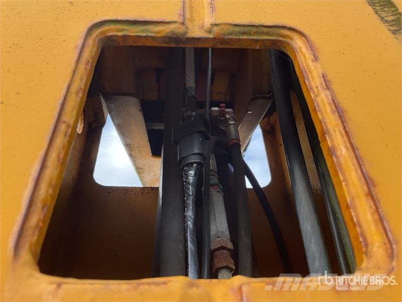 Haulotte HA260PX 4WD Diesel Articulating Boom Lift Articulated boom lifts