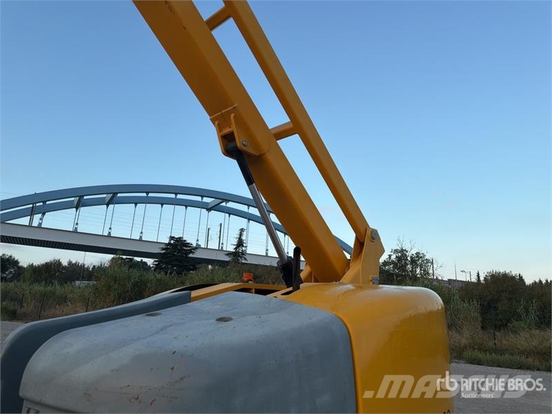 Haulotte HA260PX 4WD Nacelle Articulee Articulating Boom Li 관절형 전동이동 리프트
