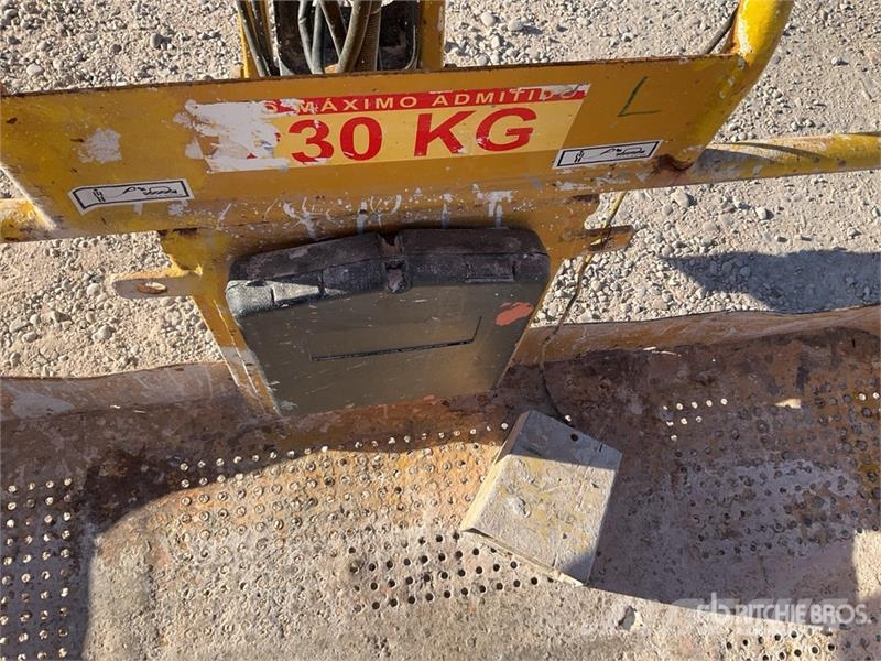 Haulotte HA26PX 4WD Diesel 26 mts Articulating Boom Lift Bomlifte med knækarm