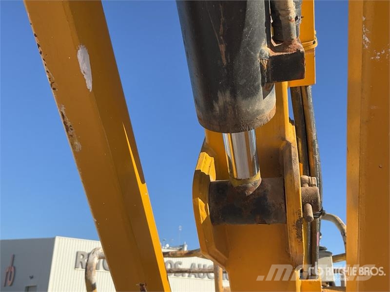 Haulotte HA26PX 4WD Diesel 26 mts Articulating Boom Lift Bomlifte med knækarm