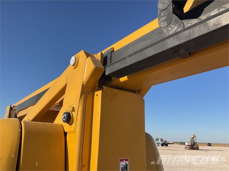 Haulotte HA26PX 4WD Diesel 26 mts Articulating Boom Lift Bomlifte med knækarm