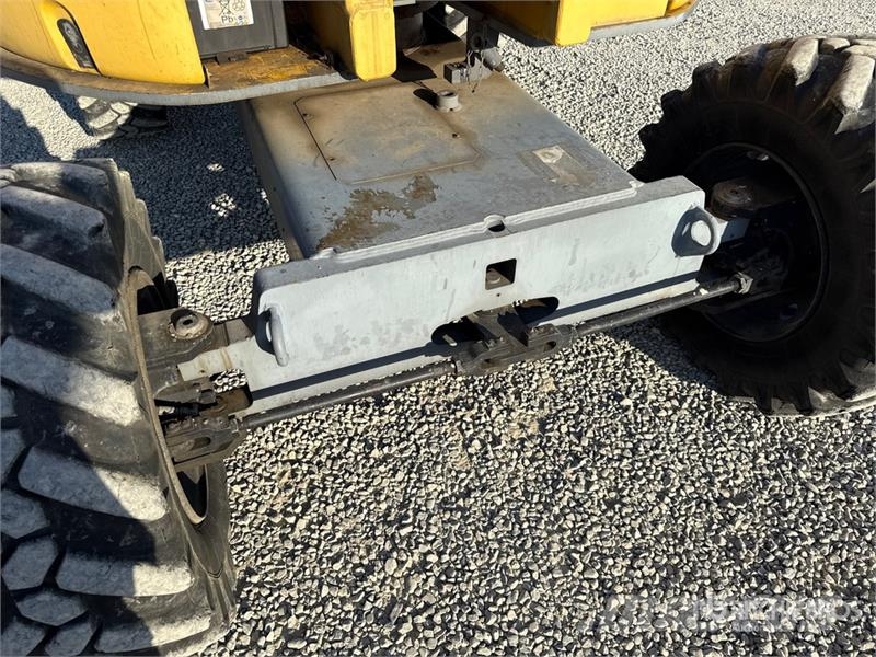 Haulotte HA26PX Articulating Boom Lift Karos emelők