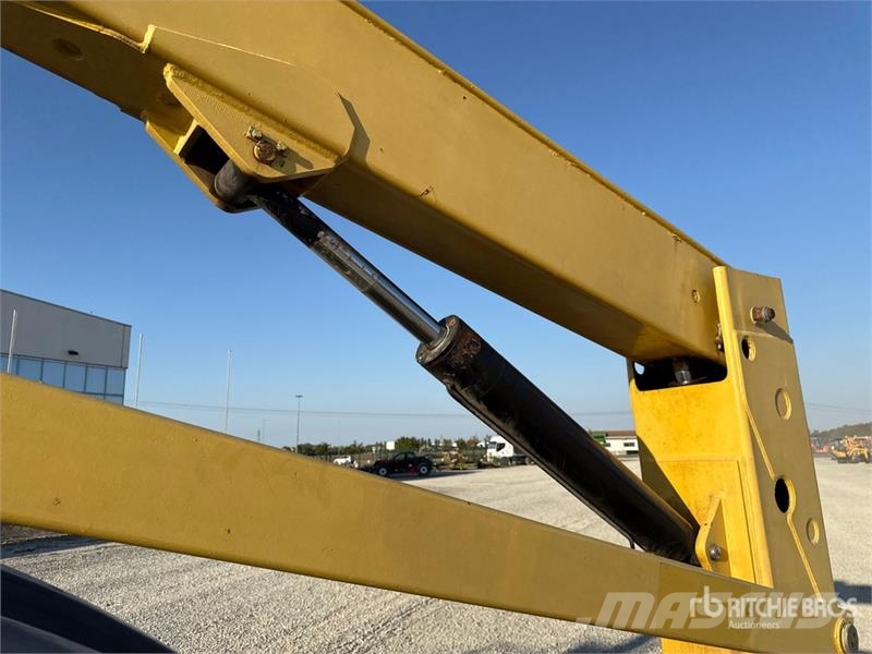 Haulotte HA26PX Articulating Boom Lift Karos emelők