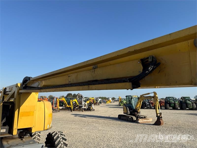 Haulotte HA26PX Articulating Boom Lift Karos emelők