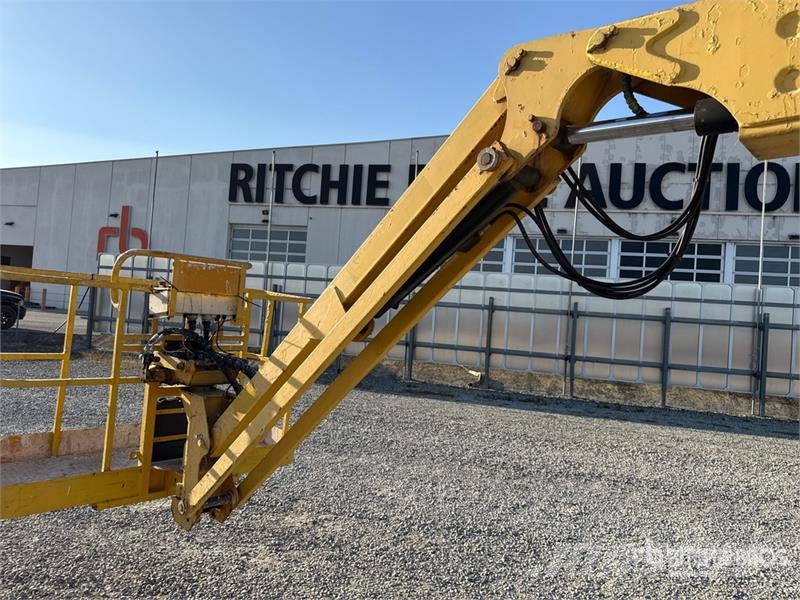 Haulotte HA26PX Articulating Boom Lift Karos emelők