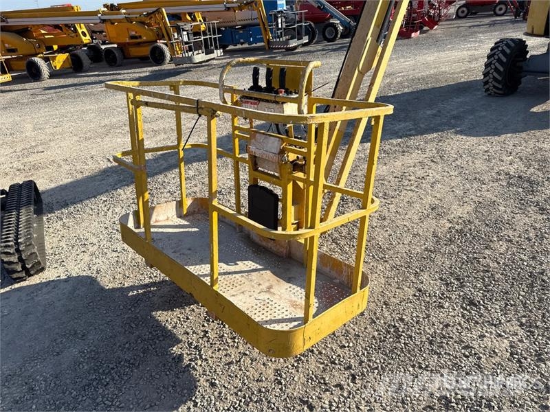 Haulotte HA26PX Articulating Boom Lift Karos emelők