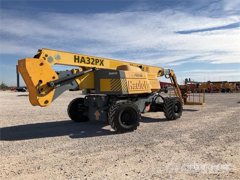 Haulotte HA32PX 4WD Diesel Telescopic Boom Lift Nacelles télescopiques