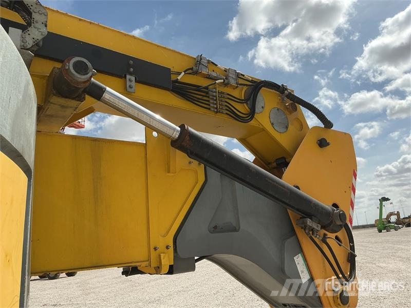 Haulotte HA32PX 4WD Diesel Articulating Boom Lift Knikarmhoogwerkers