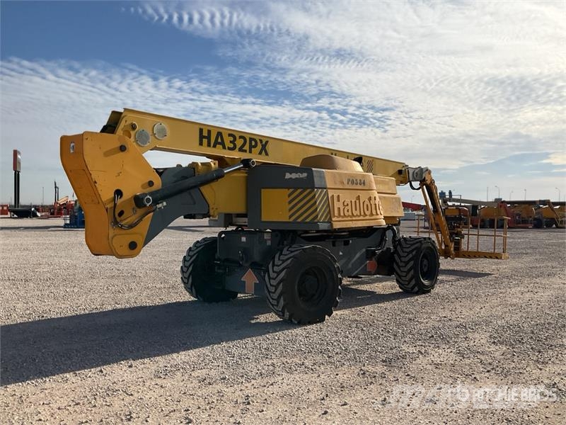 Haulotte HA32PX 4WD Diesel Telescopic Boom Lift Nacelles télescopiques