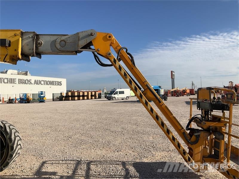 Haulotte HA32PX 4WD Diesel Telescopic Boom Lift Nacelles télescopiques