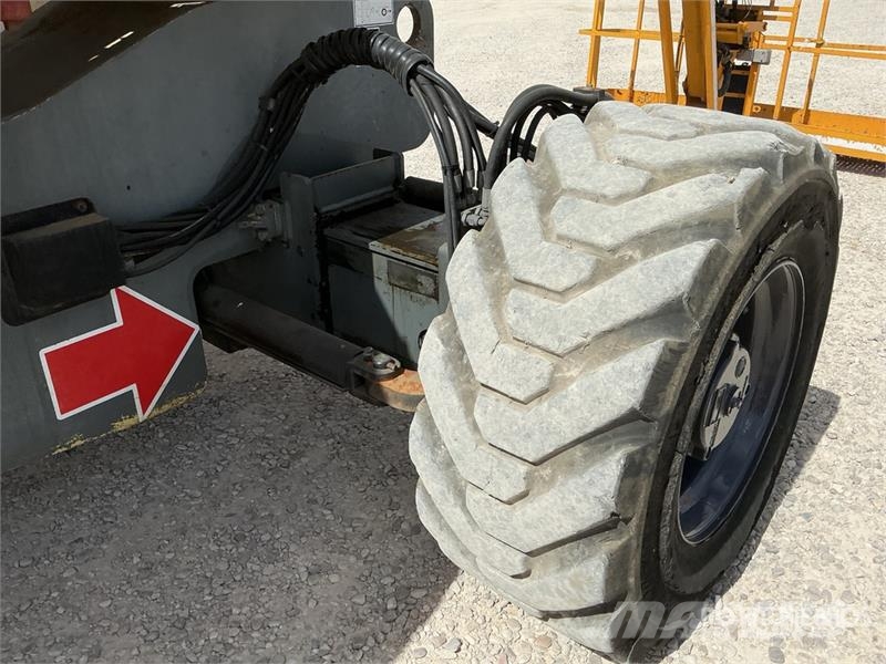 Haulotte HA32PX 4WD Diesel Articulating Boom Lift Knikarmhoogwerkers