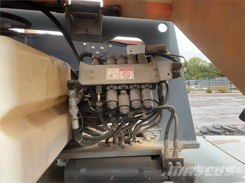 Haulotte HT23RT J 4WD Diesel Articulating Boom Lift Articulated boom lifts