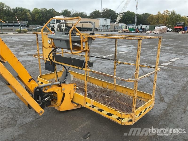 Haulotte HT23RT J 4WD Diesel Articulating Boom Lift Articulated boom lifts