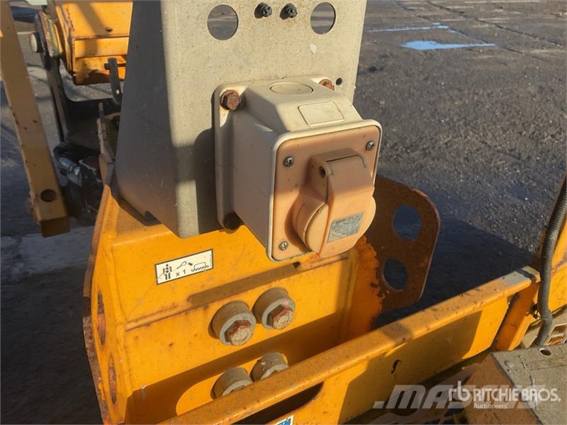Haulotte HT23RT J 4WD Diesel Articulating Boom Lift Iseliikuvad poomtõstukid