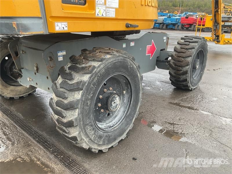 Haulotte HT23RTJ 4WD Diesel Articulating Boom Lift Коленчатые подъемники